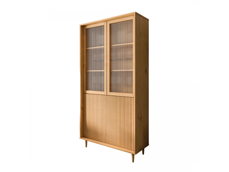 Cristaleira Feita em Madeira Maciça com o acabamento em cera natural e toque acetinado. Duas portas com vidro canelado e duas em madeira | Coleção Jazz